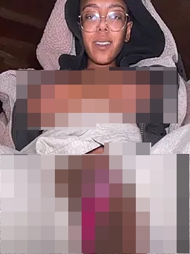 aliayourfav's Webcam Show