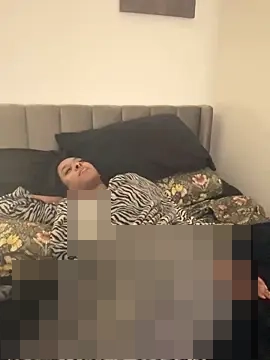 Your_Paris' Webcam Show