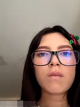 l0lita_sweet's Webcam Show