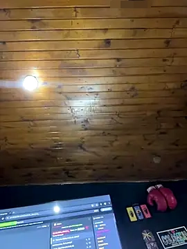 charlotte_stevenss_'s Webcam Show