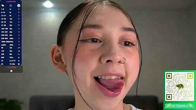 Sssonya's Webcam Show