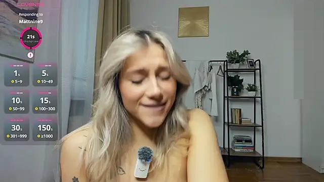FaaBinaa's Webcam Show