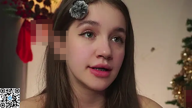 AmiLewis' Webcam Show