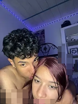 aurora_082's Webcam Show