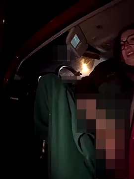 wildyoungNhorny's Webcam Show