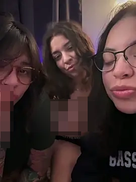 LunaMaeX0's Webcam Show