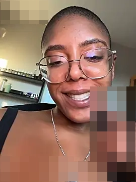 aliayourfav's Webcam Show