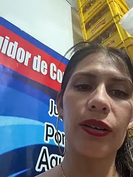 Alysson--'s Webcam Show