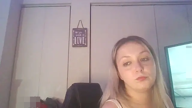 Candykissesxoxo's Webcam Show