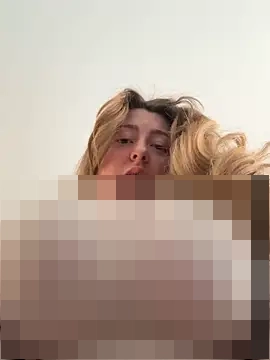 curvyflawless' Webcam Show