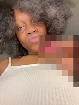 Boneca25's Webcam Show