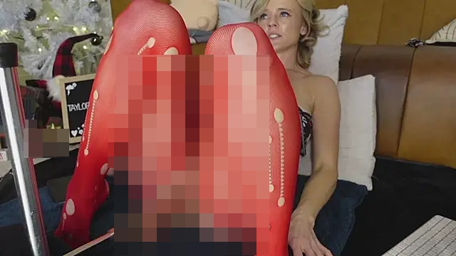 Taylorlove303's Webcam Show