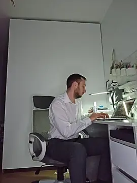 Lovebackground's Webcam Show