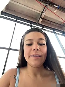 Alyshanon18's Webcam Show