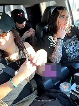 LunaMaeX0's Webcam Show