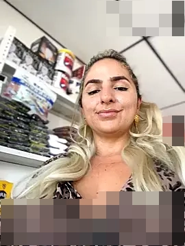 sammyqueenx21's Webcam Show