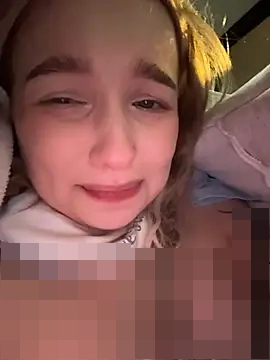 -teenytiny-'s Webcam Show