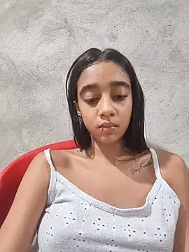 Zoe_Sweett18's Webcam Show