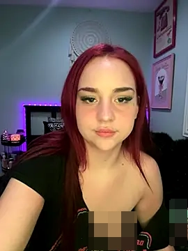 Tiffytooopretty's Webcam Show