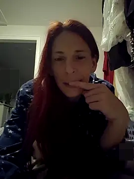 poleslut69's Webcam Show