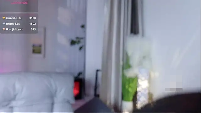 Kiki--2025's Webcam Show