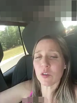 Skyellar's Webcam Show