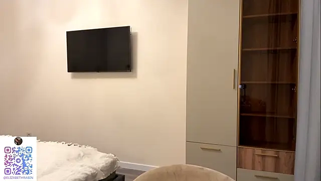 MinervaShetrawski's Webcam Show