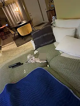 YourPlayfulCouple's Webcam Show