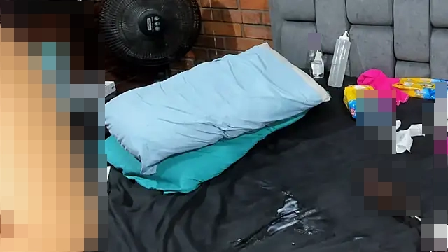 Couple_Gold69's Webcam Show