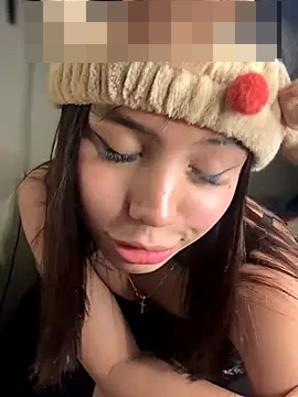 Laura-Khalifa's Webcam Show