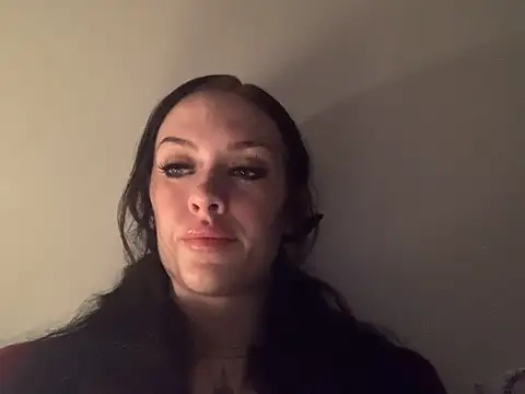 livingdeadgrrl13's Webcam Show