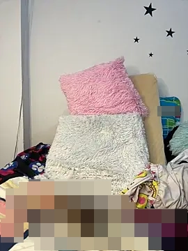 AnnePrince-'s Webcam Show