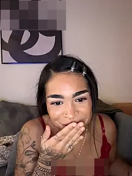 azaraxxxamor's Webcam Show