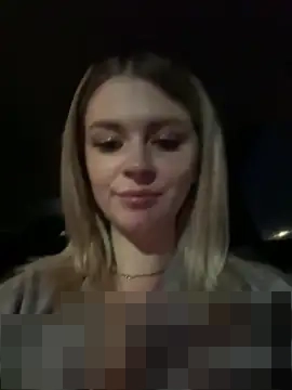 Love_Bri's Webcam Show