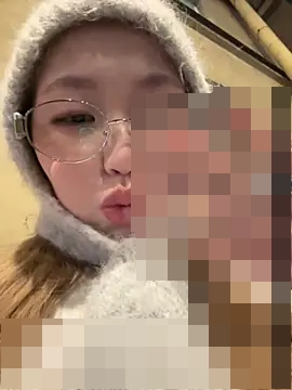 Aiko_Yumi's Webcam Show