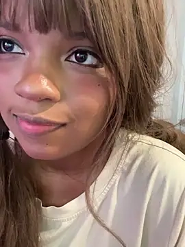 AwkwardJasminee's Webcam Show