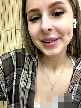 Lina_Away's Webcam Show