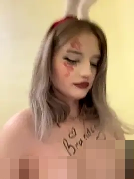 YunnaTyan's Webcam Show