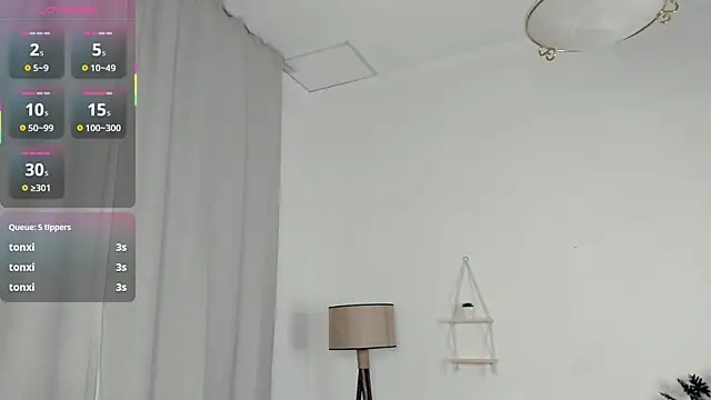 LaureMestler's Webcam Show