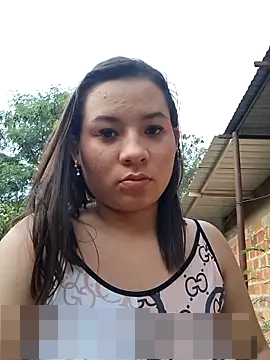 hot-mom22's Webcam Show