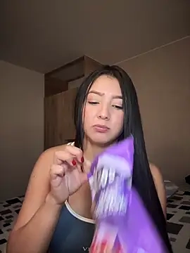 licky_lu's Webcam Show