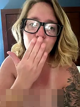 Lizzyloo's Webcam Show