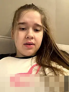 HornyGirlH's Webcam Show