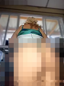 sammyqueenx21's Webcam Show