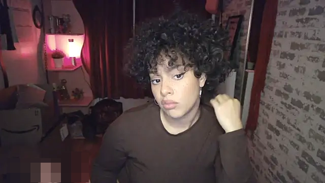 PrettyLittleProblem's Webcam Show