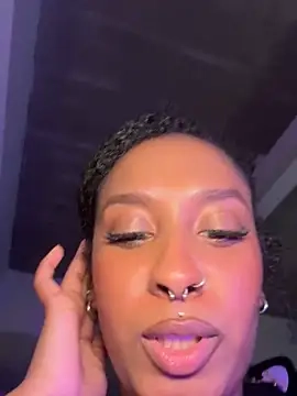 Your_Paris' Webcam Show