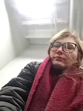 wildyoungNhorny's Webcam Show