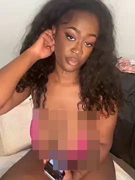 RawHoneyTrap's Webcam Show