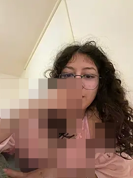 Alicatcua_'s Webcam Show