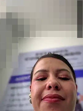 Ariana-07's Webcam Show